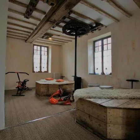 Trancault, 8 Pièces, 15 Personnes - Fr-1-543-141 Hébergement de vacances *