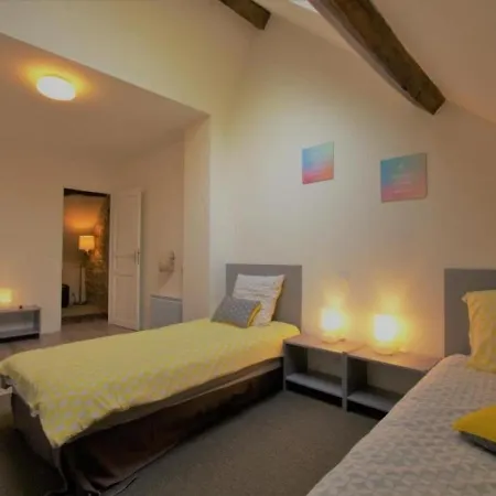 Hébergement de vacances Trancault, 8 Pièces, 15 Personnes - Fr-1-543-141 *